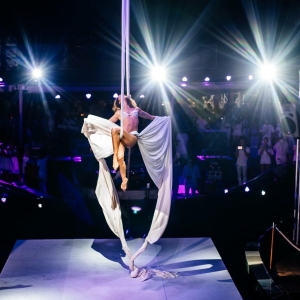 AERIAL SILK — Circus performer, Performance Lab Ibiza